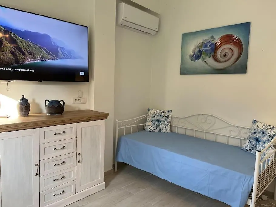 Casa Blue Flower - Bright & Breezy Home Fiskardo 0*,  Greece